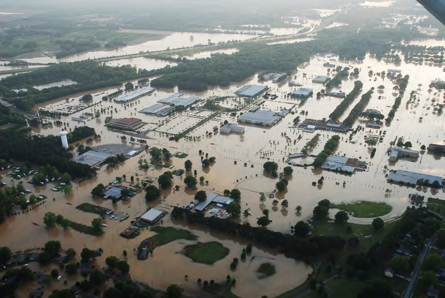 https://www.af.mil/News/Article-Display/Article/116782/rescue-center-members-assist-with-saving-330-lives-in-tennessee/